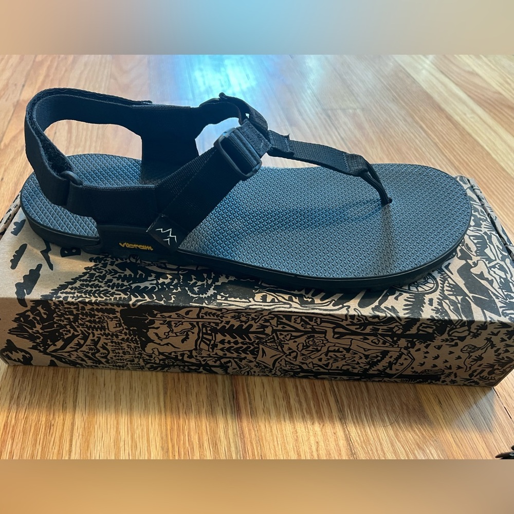 BEDROCK SANDALS - Cairn Black - Mens 12/Womens 13